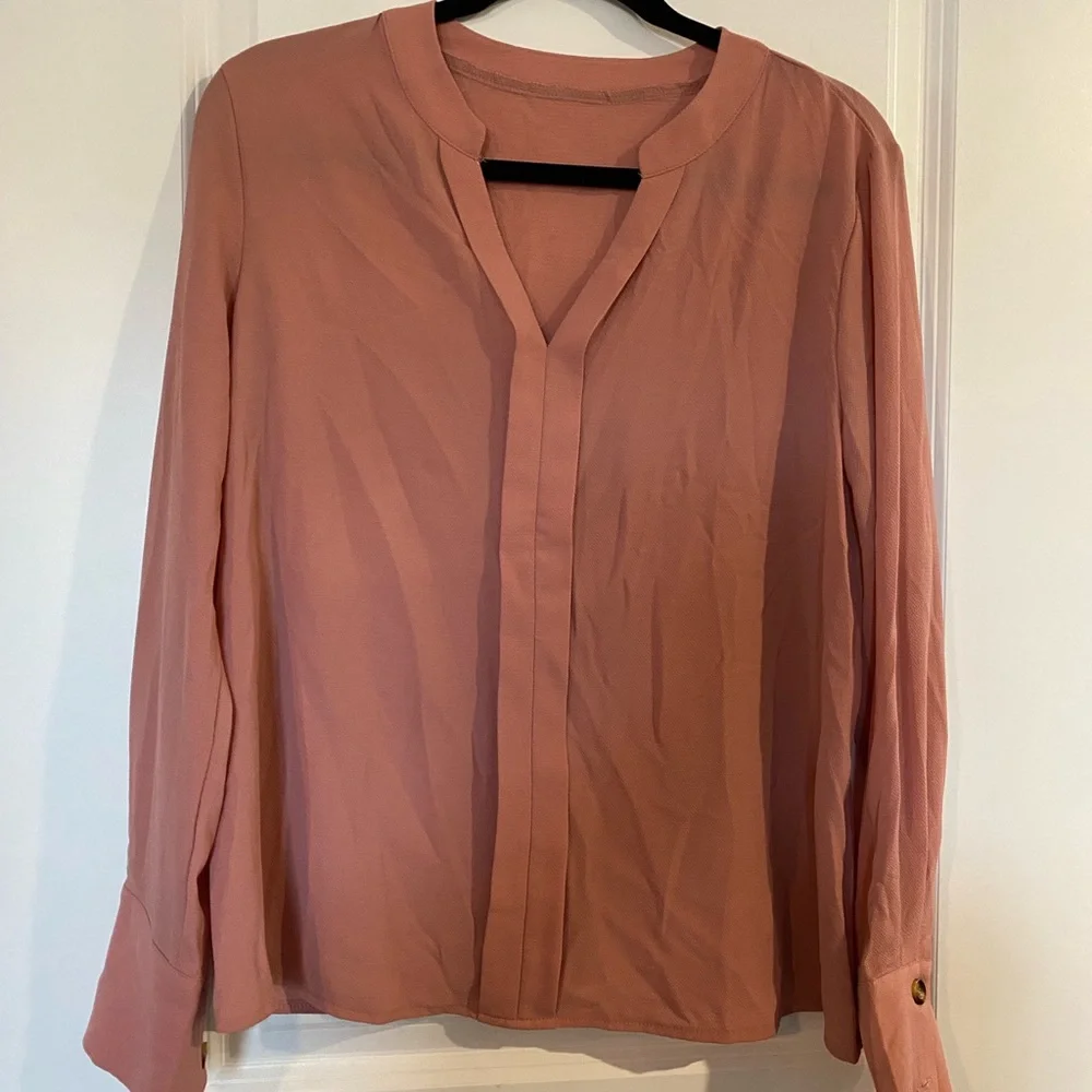 Pink blouse - Picture 1 of 3